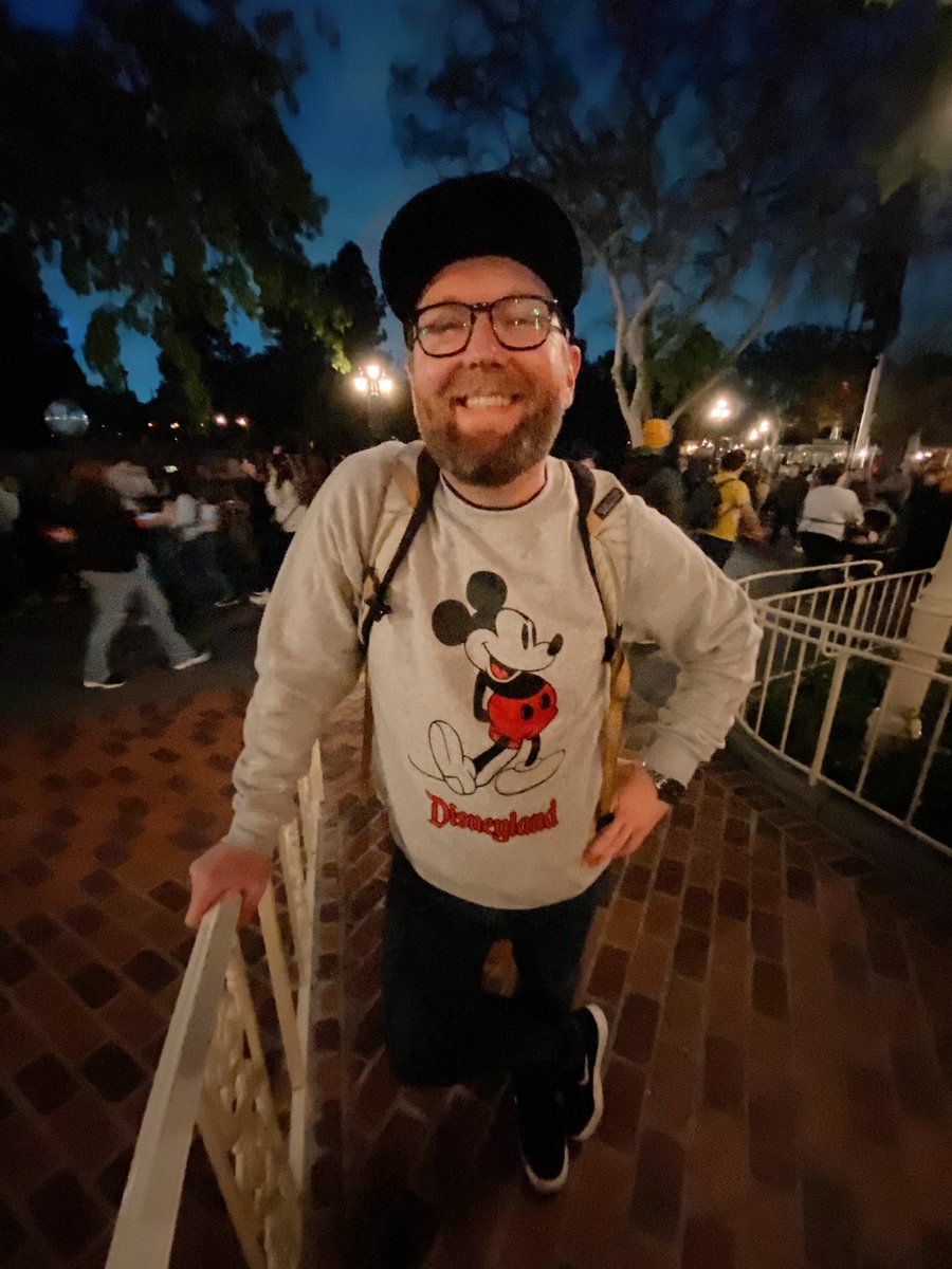 Hello from Disneyland! My new song Puppy Dog of Your Heart is out and I just found out it’s #NationalPuppyDay! What the heck?! #DisneyMagic