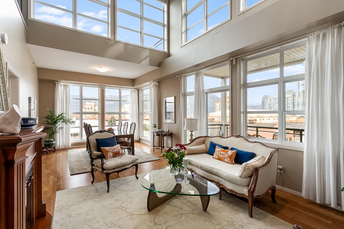 They don’t build them like this anymore!! Unique &amp; Rare — offering 2 levels of living space and over 1600 Sqft in the heart of downtown Kelowna!
Click here for pricing and photos: bit.ly/3GaDeAD
#newlisting #kelownarealestate