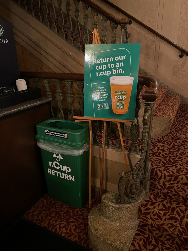 #ReuseInSeattle 
Another reusable cup program activation by the team at @rcupworld tonight at Seattle’s historic <a href="/paramountheatre/">ParamountTheatre</a> by <a href="/stgpresents/">Seattle Theatre Group</a> and <a href="/TomDouglasCo/">Tom Douglas Company</a> 
It’s time for change. Replace single-use with reusable, washable serviceware, and don’t look back. 
#ReuseWins