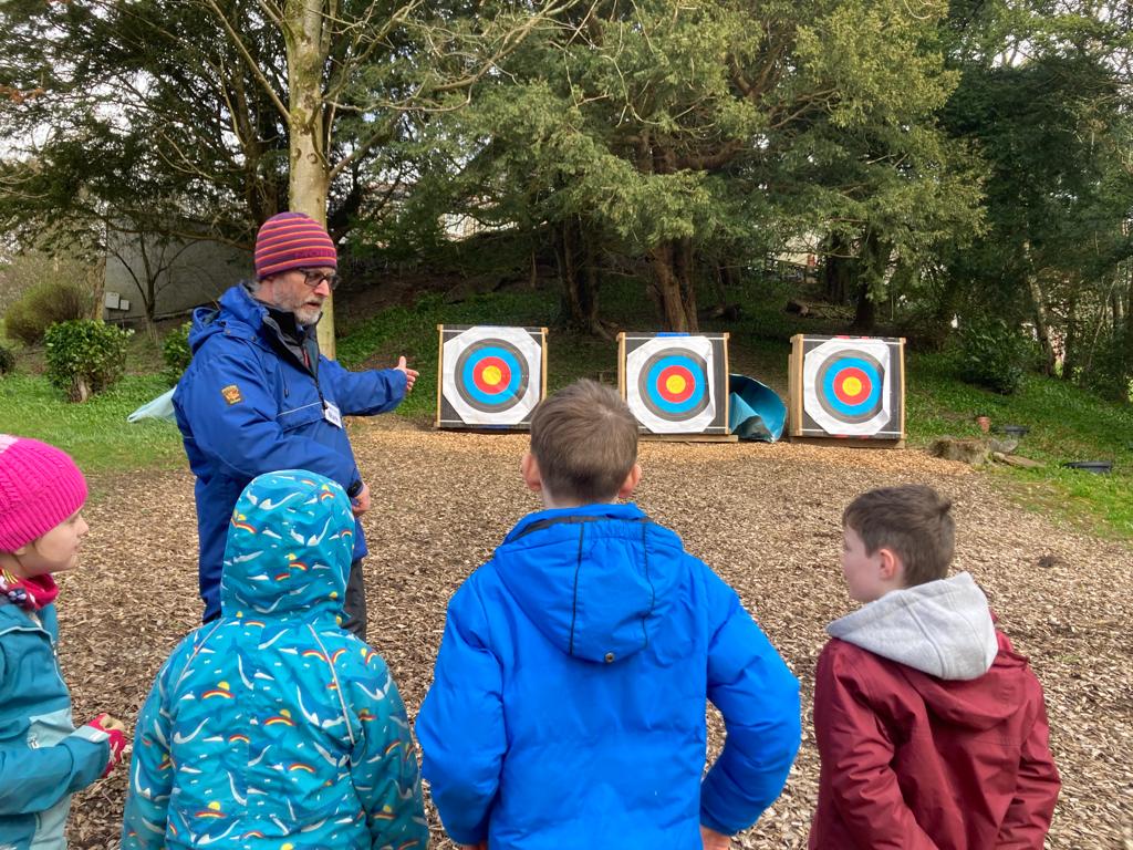 DeanCESchool's tweet photo. Class 3 had a great couple of days @Bassenfell They got to try archery, crate stacking and climbing as well as try to complete some team challenges and go for a night walk. Lots of happy but tired children (and staff!) #outdoorlearning #teamwork #residentials #memoriesforlife https://t.co/XQ4zn8xpWL