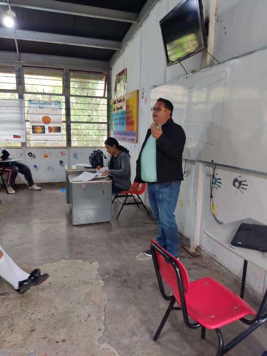 ¡Queremos llegar a todas partes! 🧳

Nos fuimos al TEBAEV Chiltoyac a difundir nuestra Licenciatura