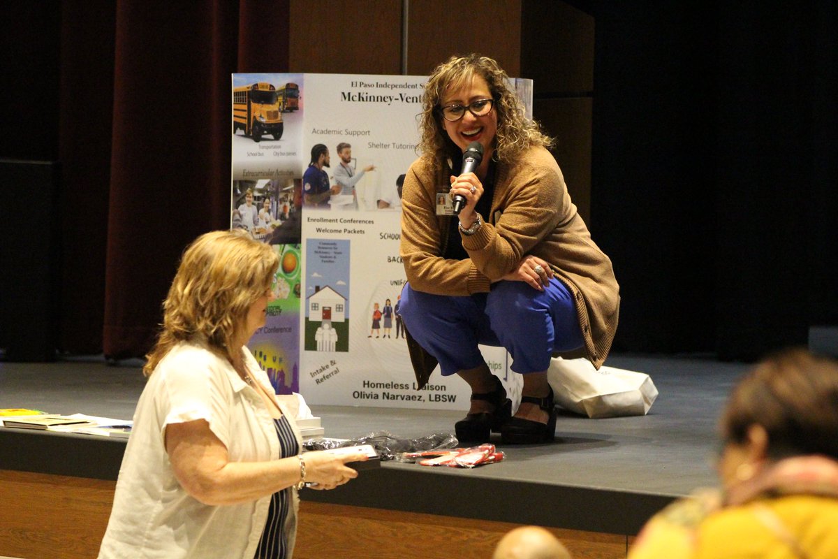 #ItStartsWithUs #itstartswithAustin🌟 TEA &amp; representatives across TX visiting 🌟<a href="/EPISD_HMLiaison/">Olivia Narvaez</a> thank you for the opportunity to share the physical beauty of my campus &amp; highlight the wonderful connections that assist our students 💛🤎<a href="/cynsationalcynd/">Cyndi Ponce</a> <a href="/Abuhemaid1/">Ahmad Ismail</a> <a href="/AHSpanthers1/">Mr. Cortez</a>