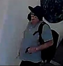 brebren's tweet photo. El #Ladron gordo no se ve muy bien pero tiene facha fácil de reconocer https://t.co/JfOTnqgmOT