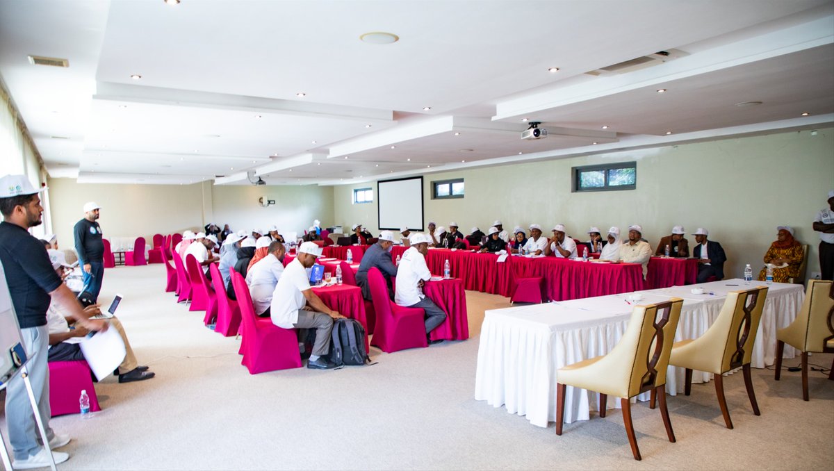 pdbzanzibar's tweet photo. Heath Sector Delivery Lab continues. The five priority areas of the sector are discussed.
#Deliverylab
#pdbzanzibar https://t.co/LS8Esql4Yh