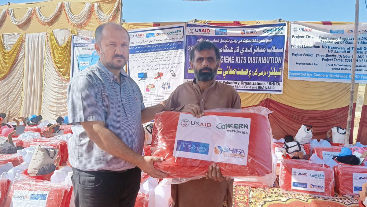 tvopk's tweet photo. Humanitarian Response!
TVO successfully distributed shelter &amp; hygiene kits for 44,100 individuals and organize 400 hygiene sessions benefitting 8,000 individuals with the support of USAID's Bureau for Humanitarian Assistance USAID Pakistan and CONCERN.
#TVO
#usaidsaveslive
#USAID https://t.co/yAUPWqiZiR
