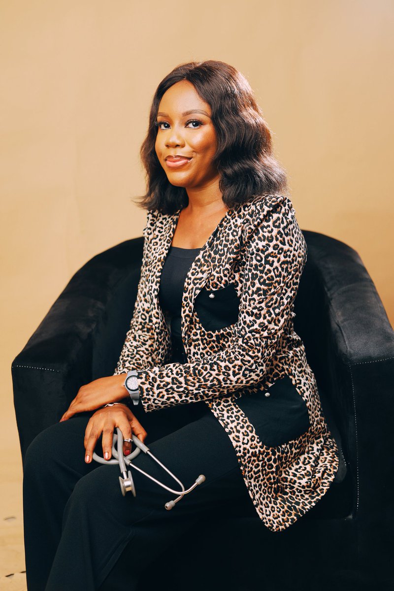Winnerfaith4's tweet photo. The journey finally ended.
Today, I'll be swearing the Physician's oath as I get formally inducted into the Medical and Dental Council of Nigeria.
Allow me to reintroduce myself,
Dr. Princess Winnerfaith David
MBBS, Uyo.
#MagnaPlexus
#UyoDoctors
#BatchXI
#Mfiggg https://t.co/CbMxKkVHTP
