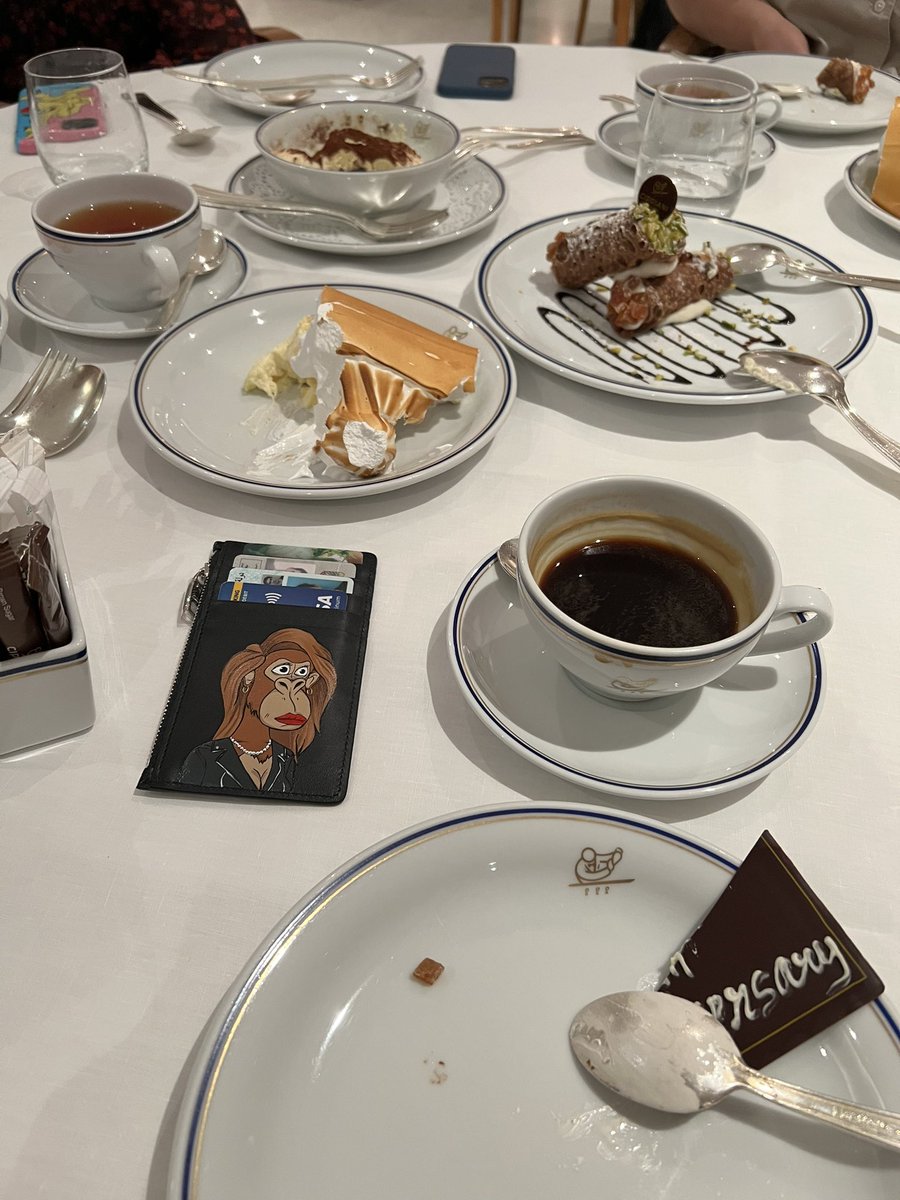 <a href="/machibigbrother/">Machi Big Brother</a> Hey Machi! We spoke the other day! 
Check out <a href="/DApeWives/">Desperate ApeWives</a>! Community is full of great holders! Like <a href="/nobody_vault/">n0b0dy.eth</a> <a href="/BiancaMedici69/">Bianca 'de Medici</a> <a href="/digitalcolle/">MrDigital</a> <a href="/yoniassia/">Yoni Assia</a> <a href="/mondoir/">Mondoir</a> <a href="/3fmusic/">3F Music</a> <a href="/NicoleBehnam/">Nicole Behnam</a> <a href="/TheeGardener/">The Gardener</a> and many many more! Women will need to be represented beautifully! 🥳🤩🌸🌺✨