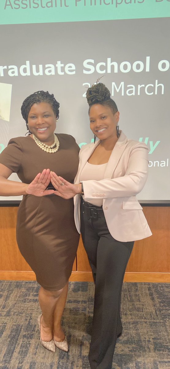 Ebony-Nicole Kelly, Principal-Lakewood ES tweet media