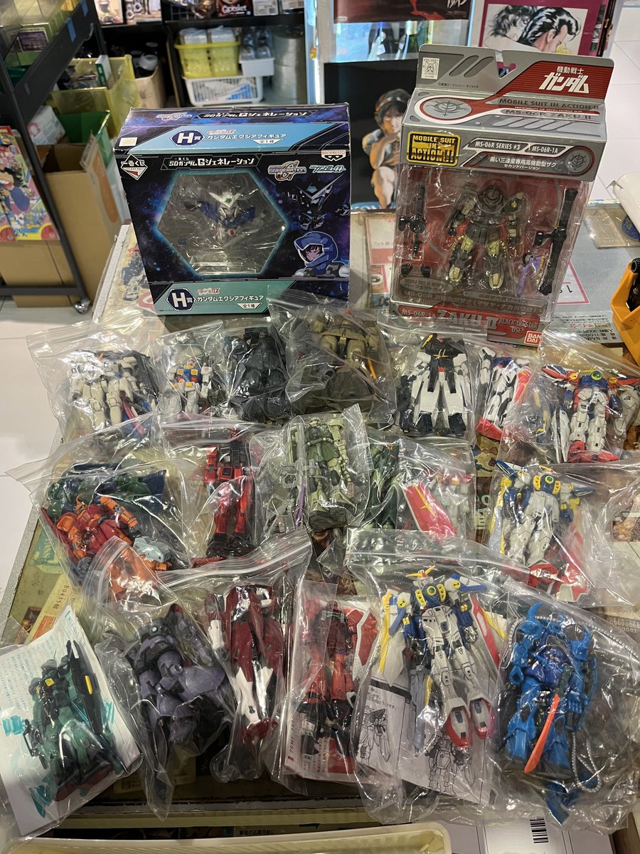 クーポンで半額☆2280円! 海外版モビルスーツアクションアルビオン