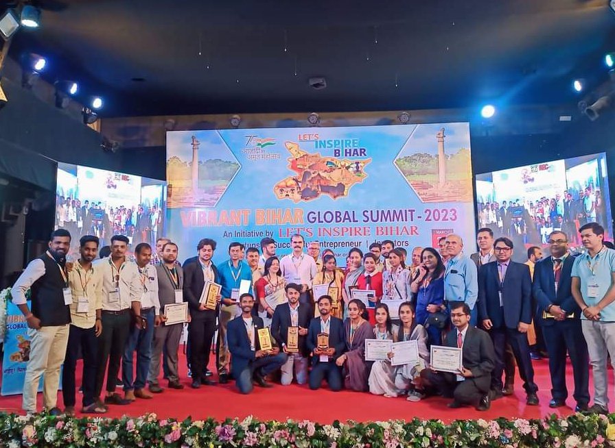 HKishor4you's tweet image. Thank you @vikasvaibhavips  Sir and team @lib_central  for a beautiful momento at global Vibrant Bihar summit 2023.

#TechaxLabs #Medaaverse #Web3 #hkishor4you #Startup #entrepreneur #Bihar #Patna #event #meetup Expo