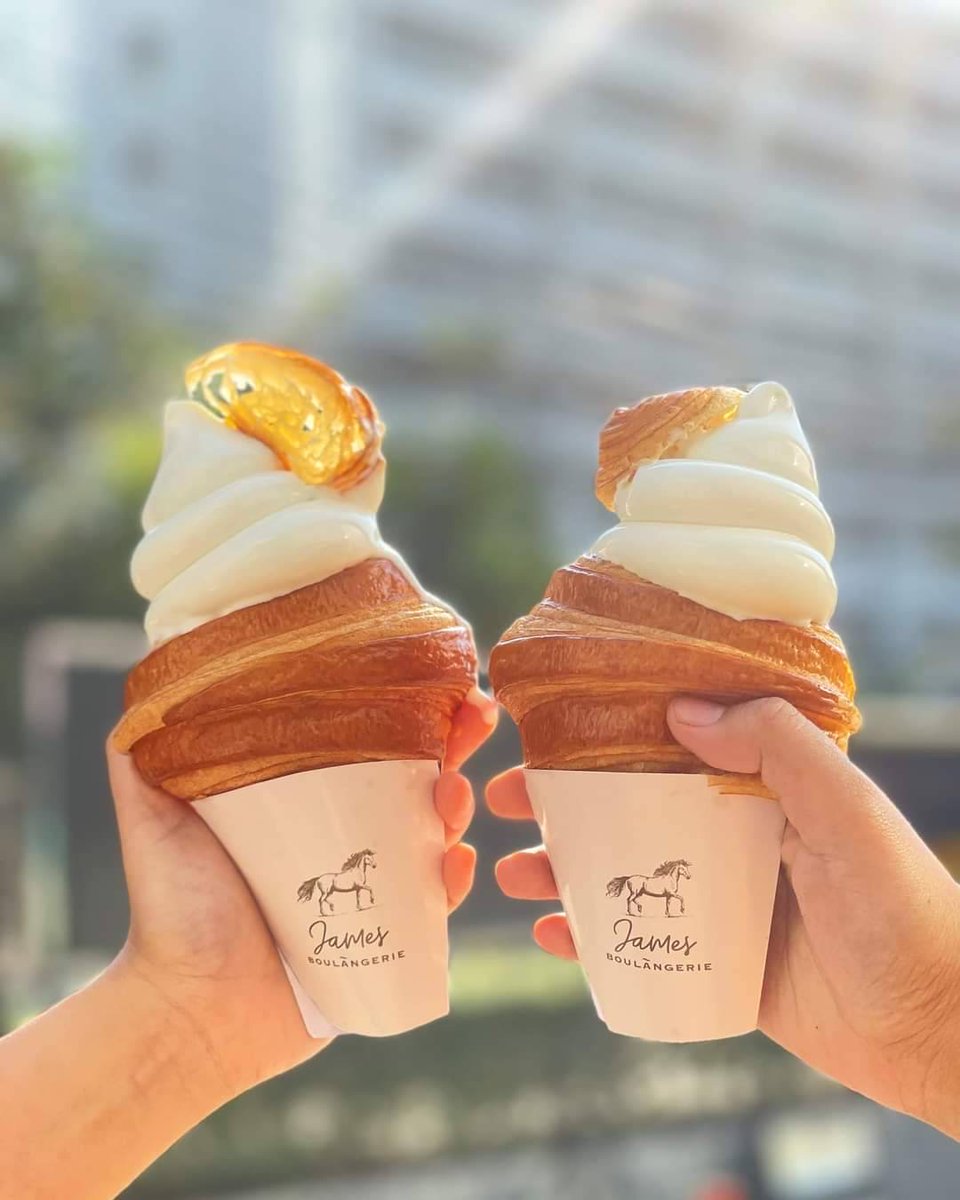 FirsterLS's tweet photo. พรุ่งนี้แล้วกับงาน #FIRSTERFest🌈 งานที่รวมความปัง ความสนุก และความอร่อย ไว้ในที่เดียว! 

รวมกิจกรรมสุด Exclusive ให้ทุกคนได้มาร่วมสนุกกัน ทั้งลุ้นเป็น Lucky Fan✨, เวิร์กช้อปกับเมคอัพอาร์ติสชื่อดัง💋, เทสีน้องหมีสุดคิ้วท์ 🐻 และป๊อปอัพคาเฟ่🥐

แล้วมาจอยกัน 25 มี.ค.-2 เม.ย. นี้ https://t.co/DTM01WVfyZ