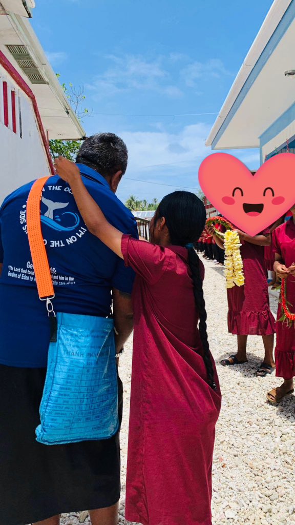 bedi_racule's tweet photo. Marshall Christians High School on Rongrong island in the Marshall Islands is the oldest school in all of Micronesia.

Grateful for the opportunity to travel there with @lotupasifika and for the lovely welcome by the students and staff 🌺 https://t.co/JSCNddjhce
