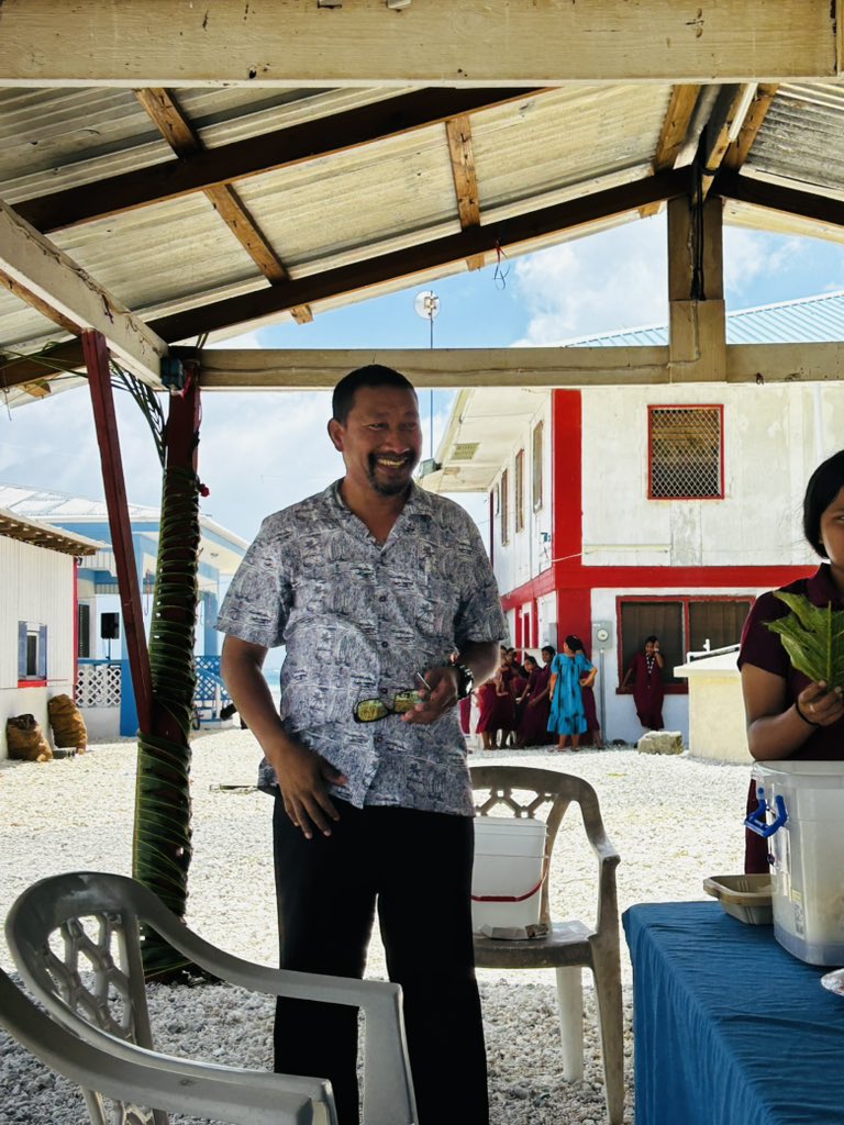 bedi_racule's tweet photo. Marshall Christians High School on Rongrong island in the Marshall Islands is the oldest school in all of Micronesia.

Grateful for the opportunity to travel there with @lotupasifika and for the lovely welcome by the students and staff 🌺 https://t.co/JSCNddjhce