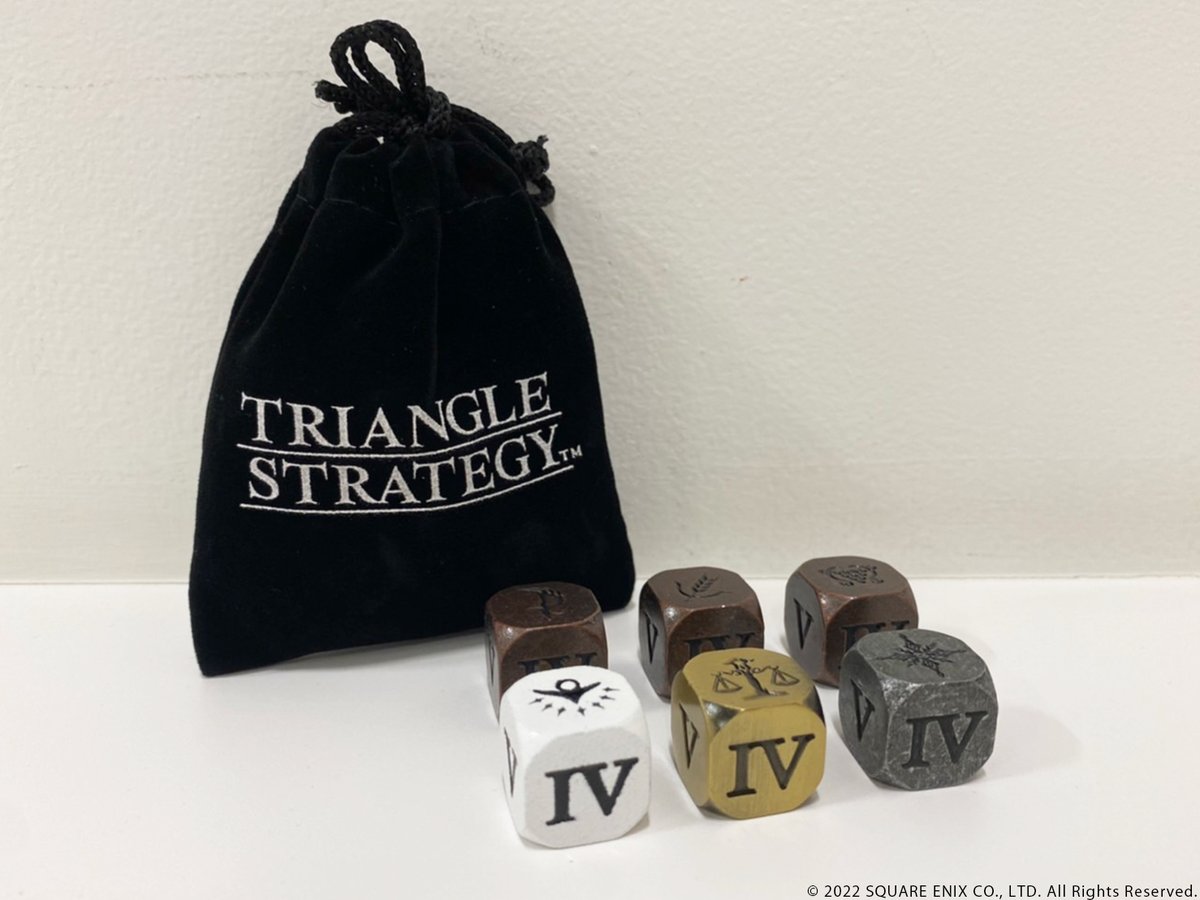『トライアングルストラテジー』発売記念　メタリックダイス （6個セット） メタリックダイスは、重厚感がある豪華なアイテム。6個セットを