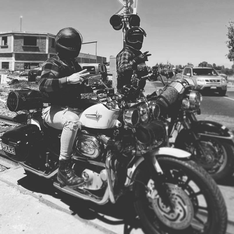 La vida se disfruta más en dos ruedas. 
#HarleyDavidson #RoadKingPolice
#SportsterPolice #Trip #BDMC