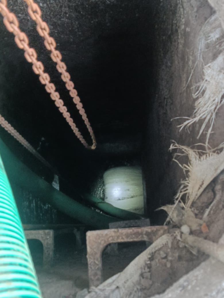 OfficialGMDA's tweet photo. The work of strengthing &amp; rehabilitation of 1000 mm sewer line with CIPP lining, from Subhash Chowk to Bakhawar chowk is in progress. 
#infrastructure #development 
#sewernetwork https://t.co/ZtqiqxzLMW