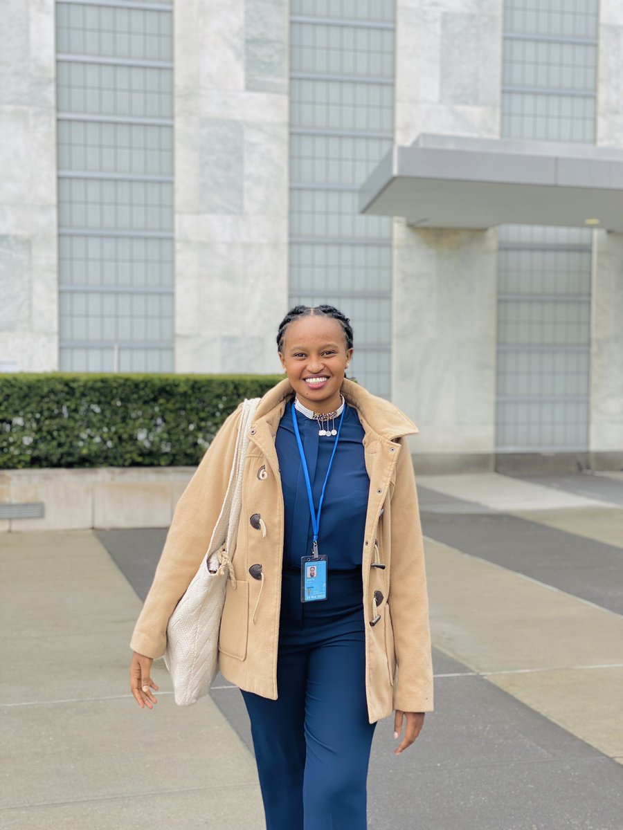 KivuyoLaurel's tweet image. Making waves for a sustainable Future 💧#UNWater2023Conference #NewYork #FillUpTheGlass !