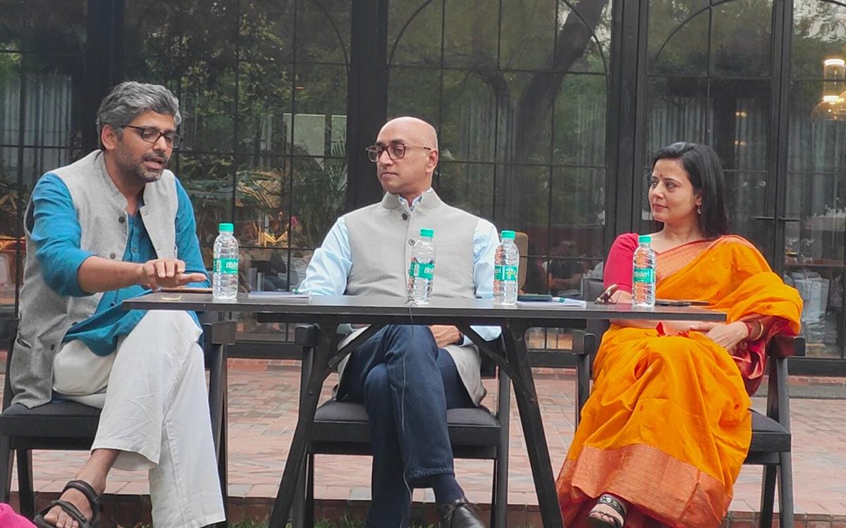 prakharbhartiya's tweet image. Thank you @JayGalla (MP, @JaiTDP) for hosting us at your lovely house :)

Your msg of being a legitimate politician through deep connection with constituents and knowing the purpose of #WhyPolitics resonated deeply with cohort!

It was also lovely to play #RapidFire with you :)