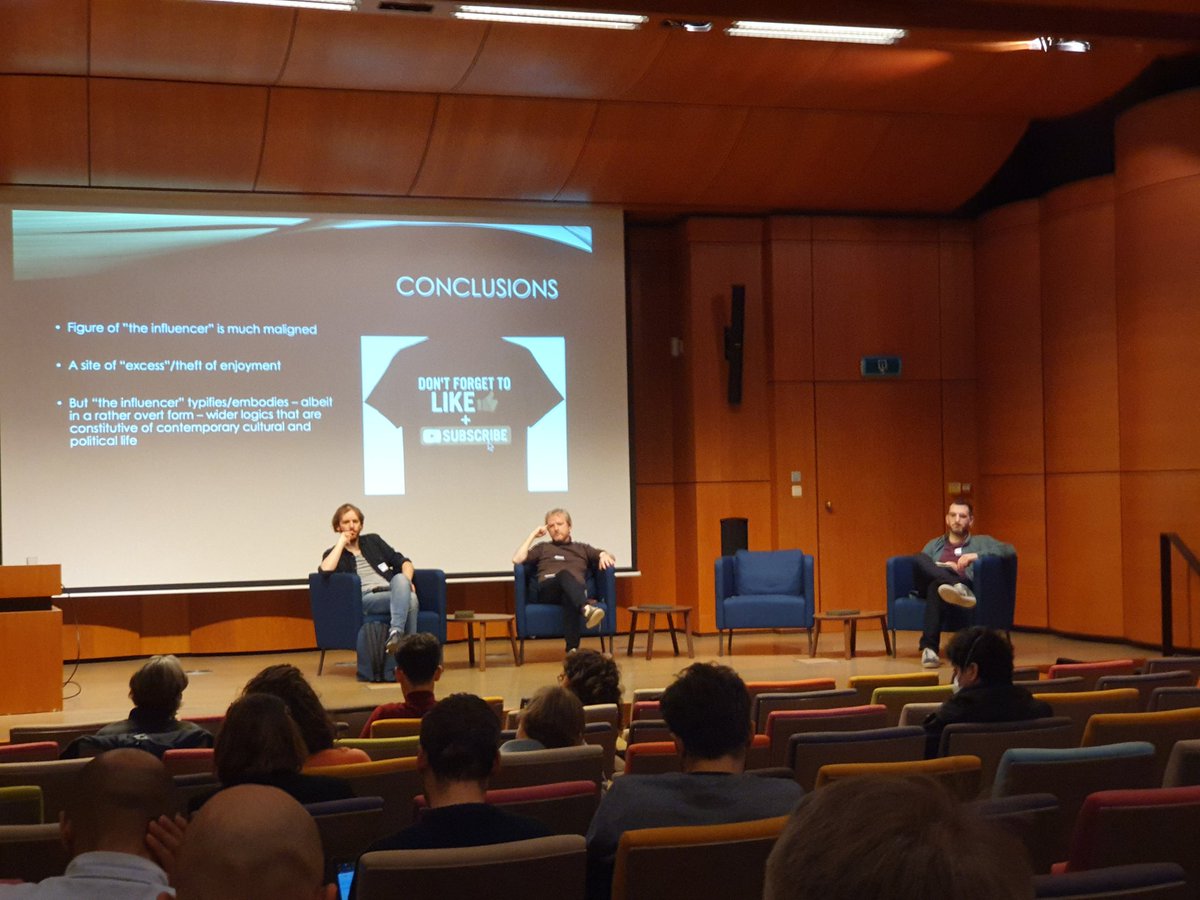 epalonen's tweet photo. Family reunion of Laclaudian discourse theory Essex School or now Brussels, Bremen, Roskilde Thessaloniki and @HEPPsinki schools at #DTWF @VUBrussel. Thanks for great keynote @dr_eklundh, amazing panels, finishing with @ProfAFinlayson today. 🙏 @BenjaminDeCleen @JanaGoyvaerts https://t.co/UUdV91GQgL