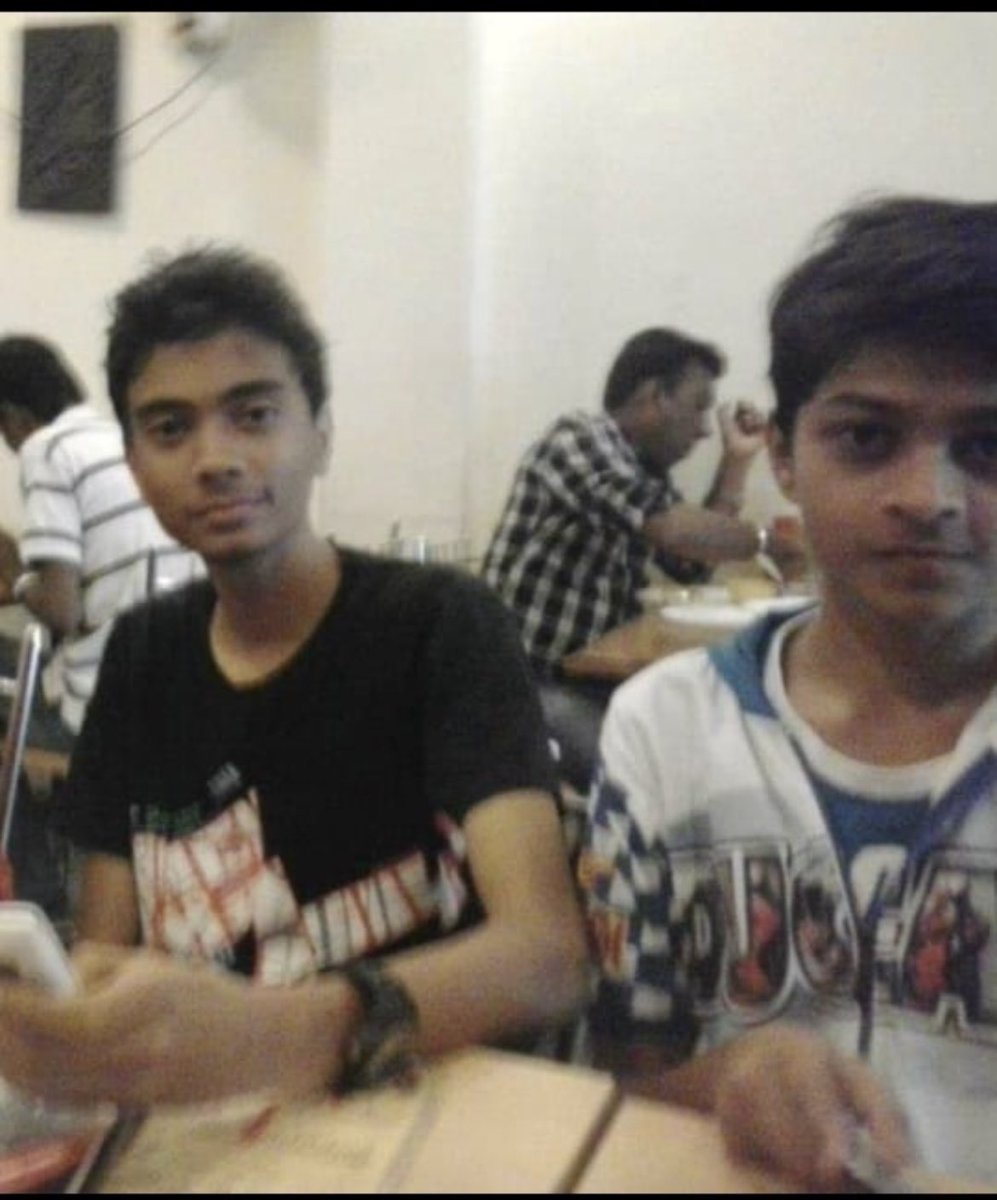 no_1_epic's tweet photo. TB to when we were baby-faced with a combined age of 25, but now we're both hitting 25 like bosses! Happy birthday, bro! @Not_Anirudh https://t.co/nGJf378zFk