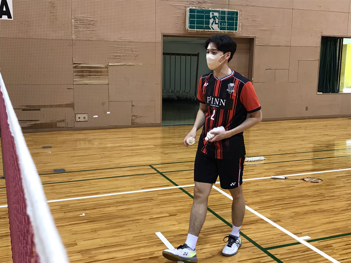 consabadminton's tweet photo. 沖縄合宿3日目2🏄‍♂️
昼食を挟み、午後からハード目のトレーニングを行い、身体を追い込みました💦
その後、#うるま市 の中学生27人と #バドミントン 教室で交流させてもらい、とても楽しい時間を過ごさせてもらいました🏸ありがとうございました✨
#コンサドーレ https://t.co/VDzn67X3Lv