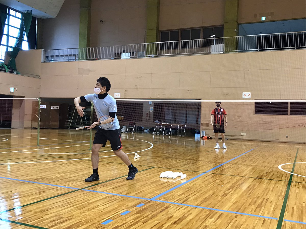 consabadminton's tweet photo. 沖縄合宿3日目2🏄‍♂️
昼食を挟み、午後からハード目のトレーニングを行い、身体を追い込みました💦
その後、#うるま市 の中学生27人と #バドミントン 教室で交流させてもらい、とても楽しい時間を過ごさせてもらいました🏸ありがとうございました✨
#コンサドーレ https://t.co/VDzn67X3Lv