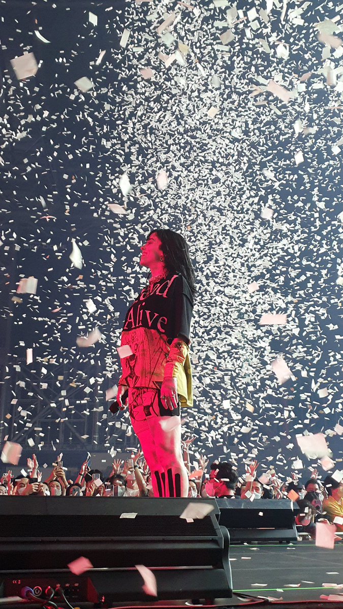 3mmabi11ie's tweet photo. still miss u
#htetour https://t.co/GlgnXjBjhI