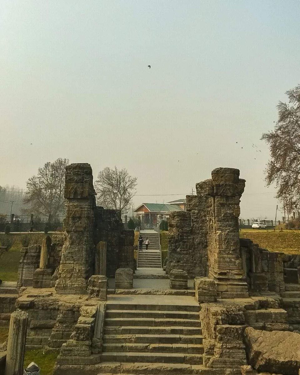 The Real Hindu Kashmir....🇮🇳 

The Avantiswamin temple is situated in Avantipora town of Pulwama District which is 30 Kms from Srinagar. 

It is a Vaishnava Temple built by the King Avantivarman (855-883 AD) constructed on a two tiered base in the centre of paved courtyard