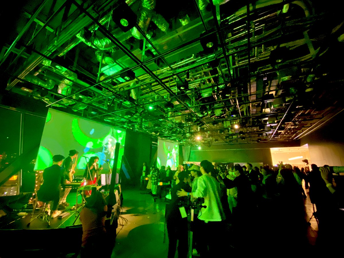 djylie_ptw's tweet photo. 3/10(金)This&That Vol.46
「多彩な女性が集う一夜」
Playing The Worldで出演させていただきました🙌✨
3月の国際女性デーにちなんで色んな女性アーティストさんとともにイベントを盛り上げることが出来たかと思います😊
とても楽しい素敵な一夜でした〜✨
Thank you very much🎶
#TokyoDex #QWS https://t.co/bYf5Q0kGuz
