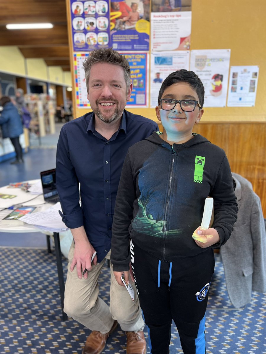 anirpandit's tweet photo. Yesterday #weeman took part in a Writing Workshop with children’s book author @alastair_ch hosted by @GlasgowLib What a fascinating session and #weeman was immensely inspired ! 

(Found him early this morning on his computer as Alastair put it, ‘Writing the Future !’) https://t.co/u3t5oKzabX