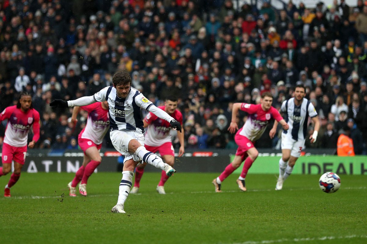 JohnSwift8's tweet photo. Another important 3pts at home 💪🏻 @WBA https://t.co/oHpcr9LucK