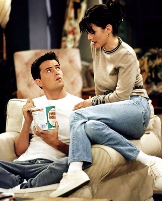 Chandler Bing &amp; Monica Geller (1996)