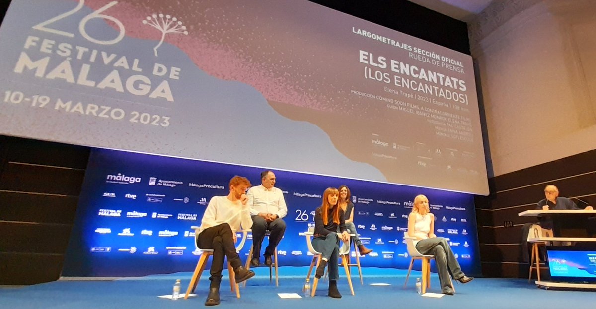 "La maternitat és un temazo", 
<a href="/elenatrape/">Elena Trapé</a> a la roda de premsa de la seva nova pel.lícula, ELS ENCANTATS, al <a href="/festivalmalaga/">Festival de Málaga</a>.
Una producció de <a href="/ComingSoonfilm/">Coming Soon Films</a> i <a href="/acontrafilms/">A Contracorriente</a> en coproducció amb <a href="/tv3cat/">TV3 és ara @Som3Cat</a>. Gran expectativa!