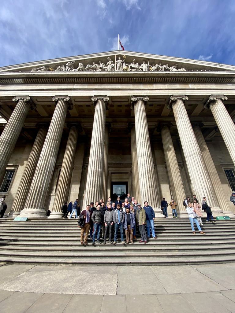 BarrieHouse's tweet photo. Really interesting &amp; enjoyable day with @FHLightBlueClub Masonic tour #HappyHerts https://t.co/9IjVANhJUS