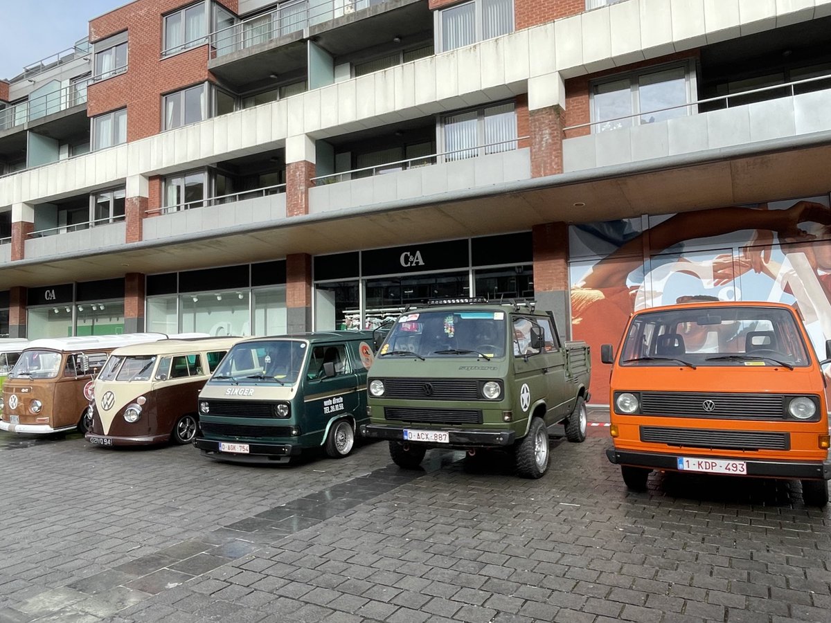 akciddento's tweet photo. #ninove #vwt3 https://t.co/YpWatnP9Y9