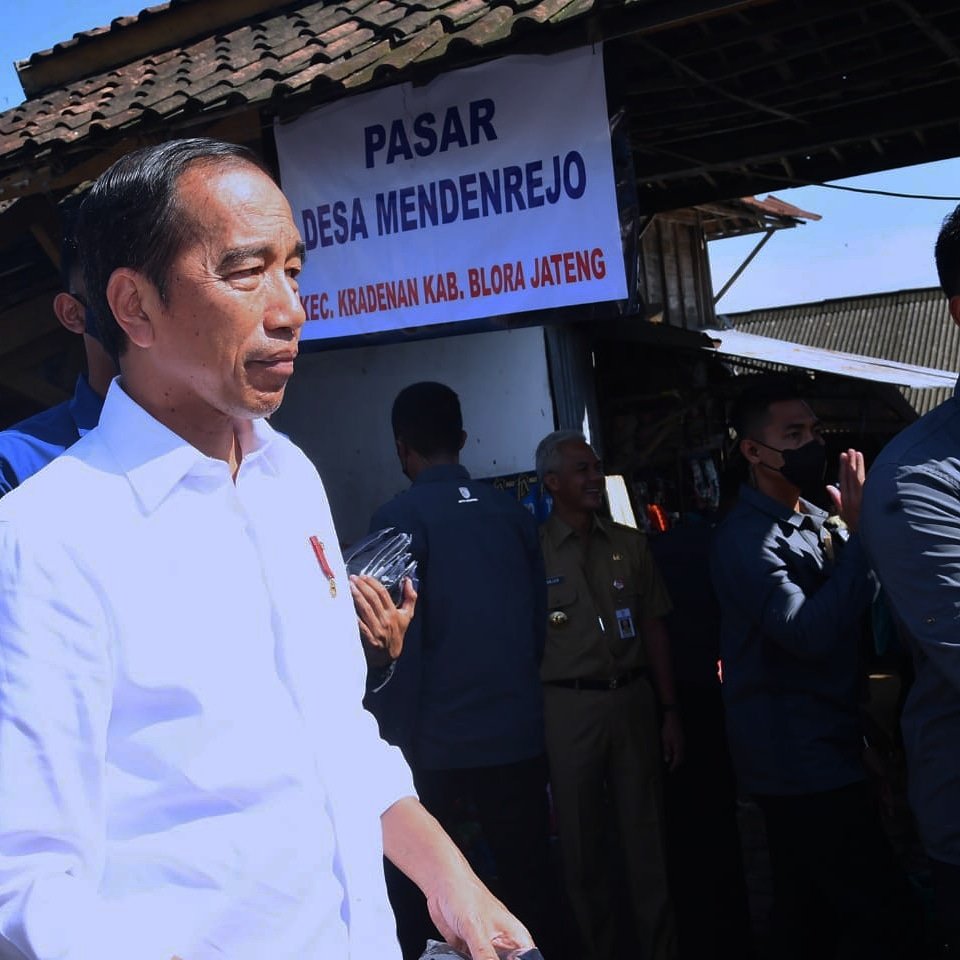 Matur Nuwun Bapak <a href="/jokowi/">Joko Widodo</a> 🙏🏻
Sampun Mampir di Desa Kami Mendenrejo, terutama Pasar Mendenrejo, Kradenan, Blora. 
Semangat Untuk Indonesia 💪🏻