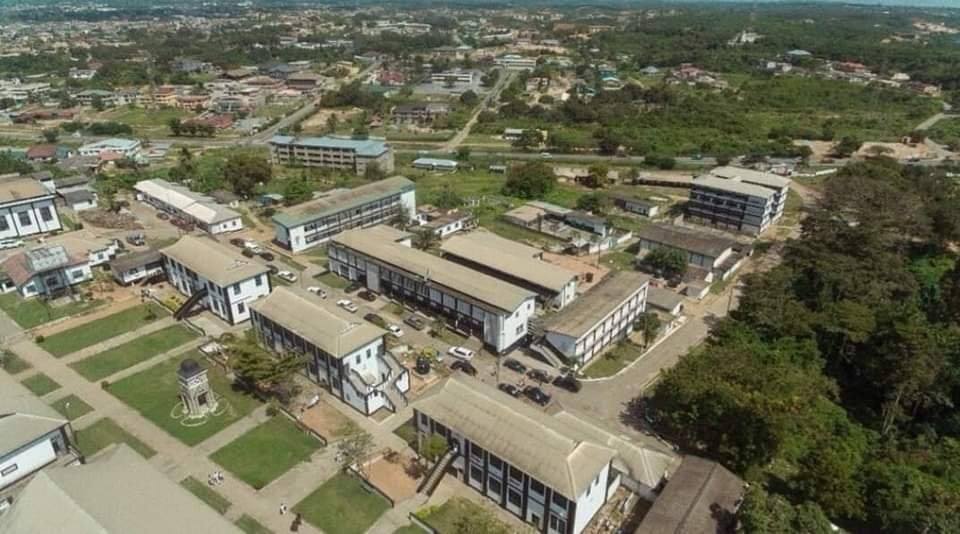 OwulaJB's tweet photo. Adisadel College, Cape Coast, Ghana https://t.co/XO1AhZDMZx