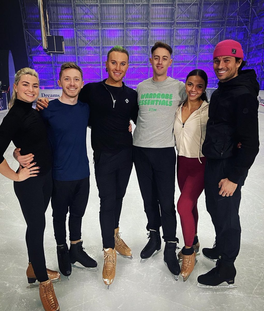 JoeyEssex_'s tweet image. Just want to say a massive thankyou to you all for the support and love you’ve given me throughout my @dancingonice journey.
And I’m now here at the FINAL … I actually made it!
The journey continues tomorrow 6:30pm on @ITV 
PLEASE VOTE JOEY &amp;amp; VANESSA ⛸️