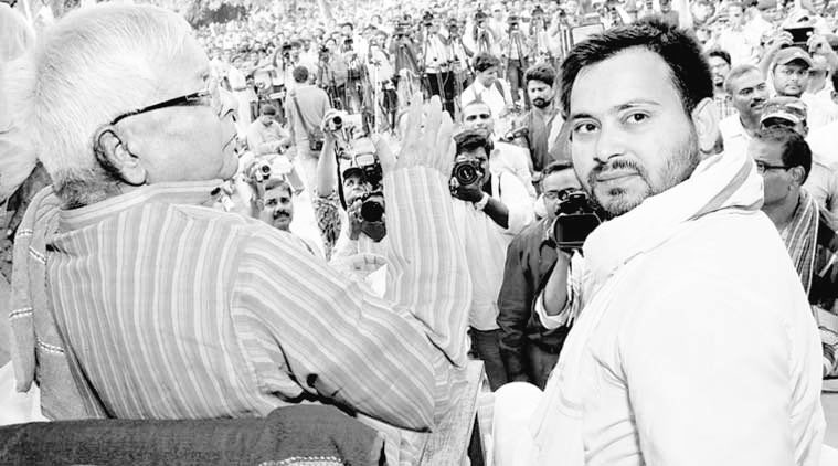 sshaktisinghydv's tweet photo. जब तक सीने में सांस है 
और लोकतंत्र को बचाने की आस है

#तेजस्वी_नहीं_झुकेगा https://t.co/SnQwDdftH5