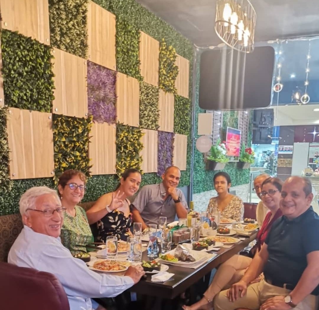 gentilefusion's tweet photo. Gentile Laguna Plaza en Vía a la Costa y Gentile Tryp en el ex Hotel Sonesta CC The Galleries. Pide nuestro Menú la WhatsApp 0984081000. Síguenos en INSTAGRAM: gentilerestaurante y gentiletryp https://t.co/SgBfNgXHQd