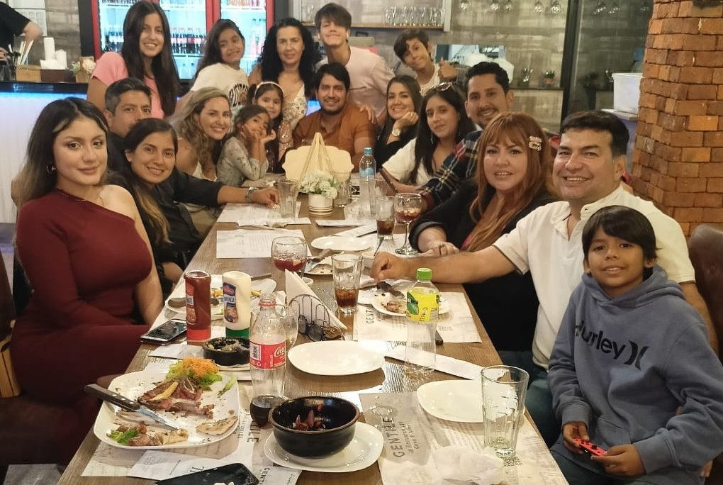 gentilefusion's tweet photo. Gentile Laguna Plaza en Vía a la Costa y Gentile Tryp en el ex Hotel Sonesta CC The Galleries. Pide nuestro Menú la WhatsApp 0984081000. Síguenos en INSTAGRAM: gentilerestaurante y gentiletryp https://t.co/SgBfNgXHQd