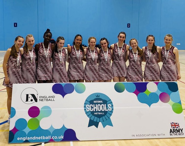 Many congratulations to @BromsSport U16s netball team who enjoyed a brilliant day at the @EnglandNetball Schools National Finals 2023 hosted by @oundleschool Awesome competition, fantastic experience & huge result to come away as 2nd in the country 🙌🥈