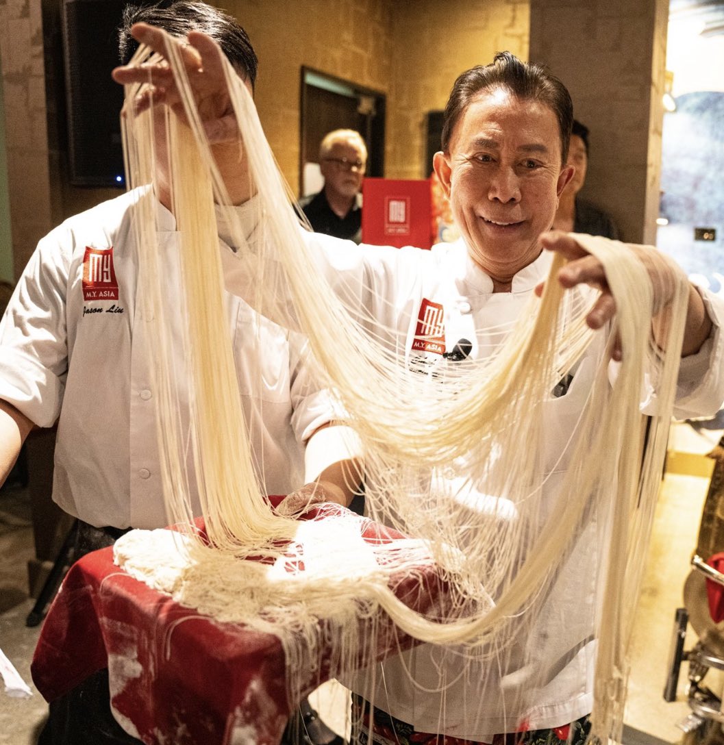 VegasFoodWine's tweet photo. Love the noodles 🍜 welcome to Las Vegas Chef Yan  #HeartOfTheStrip @CaesarsEnt @ChefMartinYan @HorseshoeVegas https://t.co/JMPlsZ3Y4c