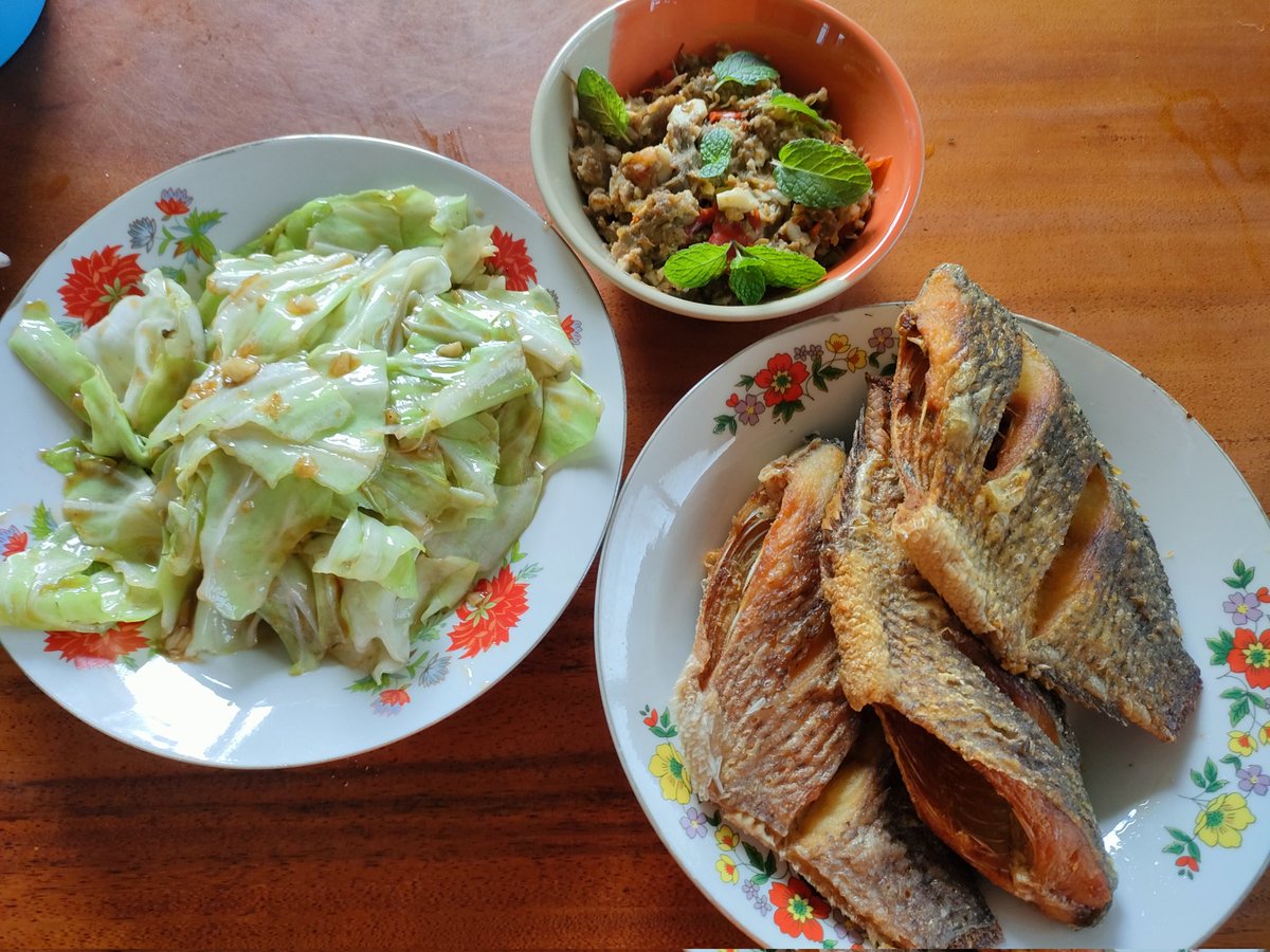 ทัดสะน้อย tweet media