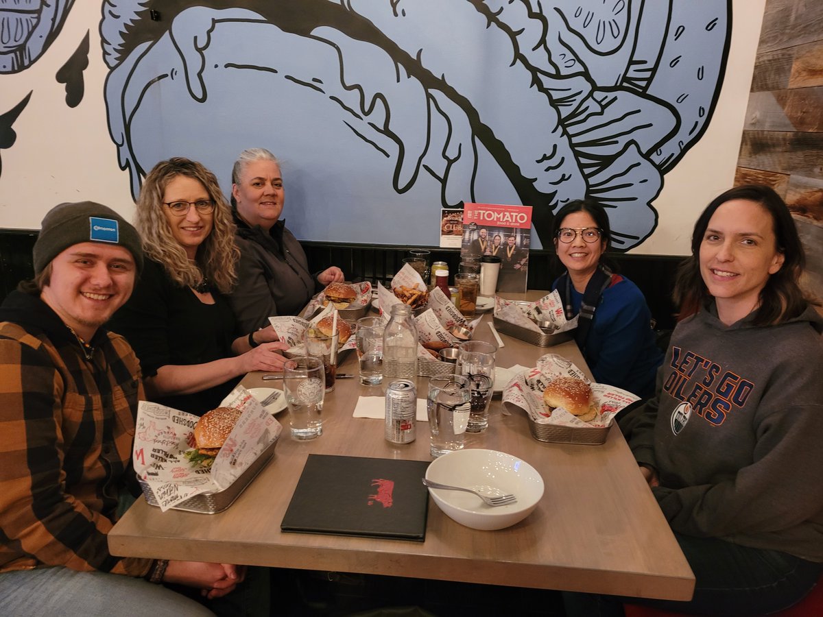 GMW_DiningWeek's tweet photo. #MWDiningWeek Volunteer appreciation post!!!!

Our core team of volunteers got together at @woodshedburgers this week to celebrate all the hard work we have put into this event, We are so happy with how the event has gone and the community participation that we have seen. https://t.co/2RU3QAOOYr