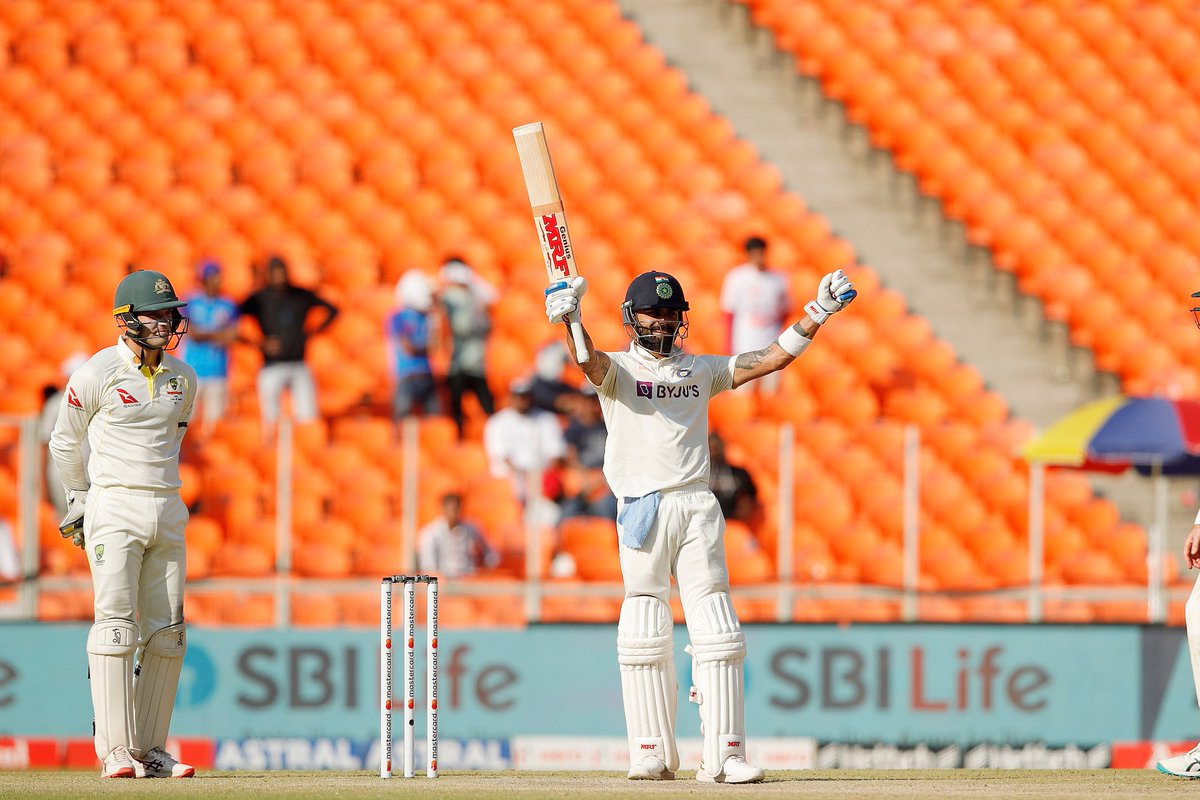 cricbuzz's tweet photo. 👑 International century No. 75👑 #INDvAUS #ViratKohli𓃵 https://t.co/EdvvD5yZMx