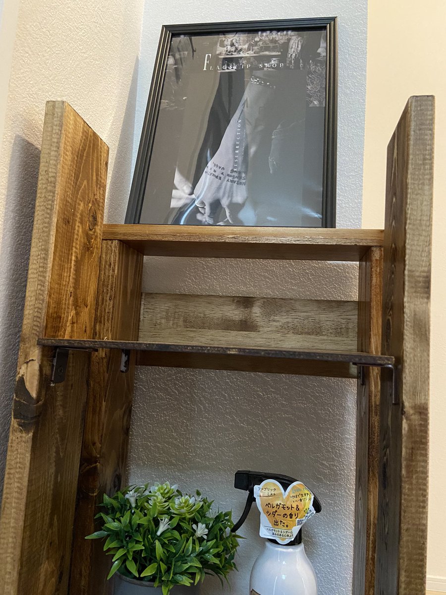 Pan_3333's tweet photo. まる2日かかったけど、形になった♡おうちに、これを飾る場所作りたかったのだ💕
#RESURRECTION
#FLAGSHIPSHOP https://t.co/YsyXlNi8nN