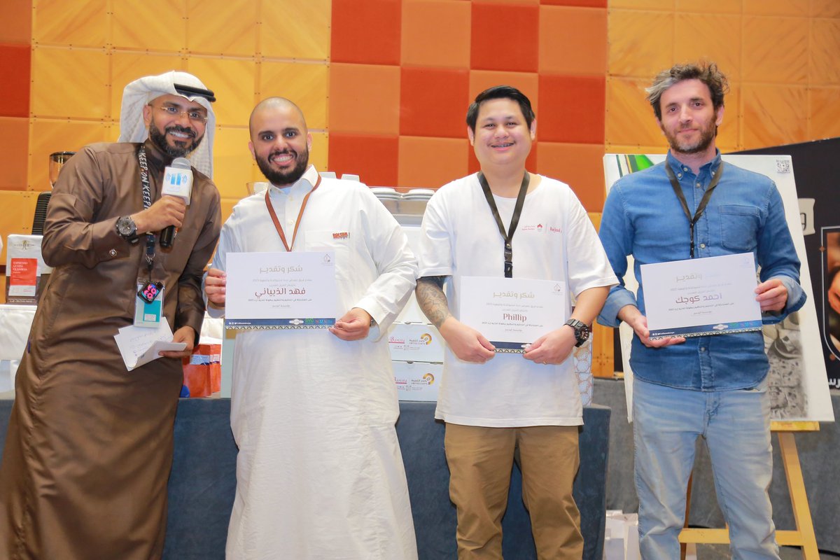 CoffeeandCExpo's tweet photo. كـانت أرواحكم مُبهرة في نقش الفن✨👏

#معرض_جدة_للشوكولاتة_والقهوة https://t.co/zpiEu1l1FY
