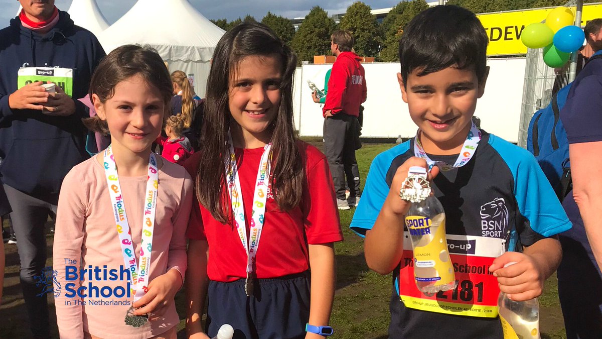 BSNetherlands's tweet photo. Good luck 🍀 to everyone in the #BSNCommunity – students, parents &amp; staff – who will be taking part in the #CPCRun today! 👟

(We’d love to see your running selfies! 📸 You can share them with us by using the hashtag #RunBSNRun)

#GoBSN #BSNSport #CPC2023 #CPCLoop https://t.co/v3tdA7boBt