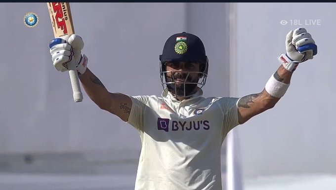 _abhishek_bisht's tweet photo. @imVkohli 75 century completed⭐
#CricketTwitter 
#INDvAUS 
#TestCricket 
#rcbfanclub https://t.co/gyS2R1urpI